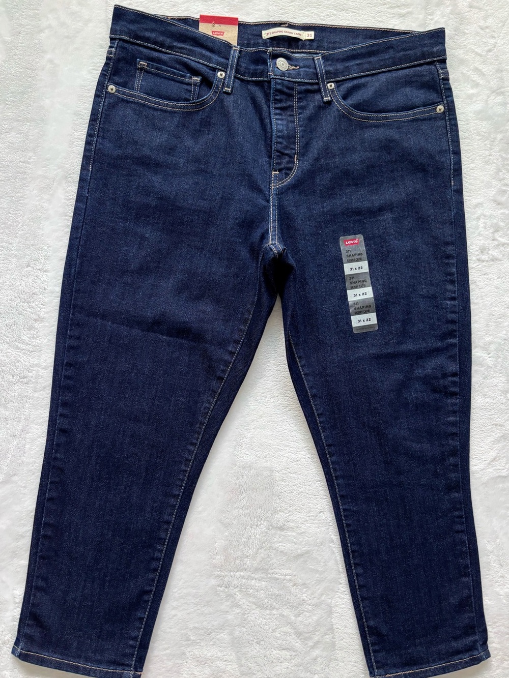 Levi's 311 Shaping Skinny Dark Wash Capri Jeans--NWT--31